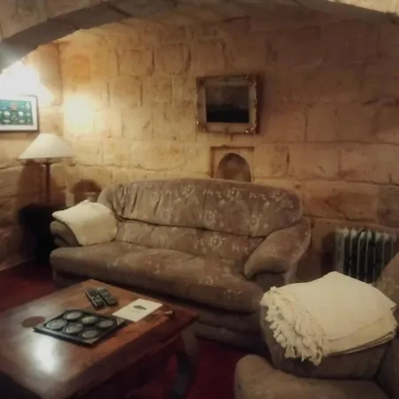 Charming 17th Cent House Of Character In The Famous 3 Cities, Right Next To Valletta Cospicua