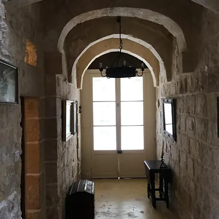 Charming 17th Cent House Of Character In The Famous 3 Cities, Right Next To Valletta