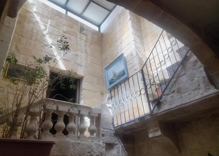 Holiday home Charming 17th Cent House Of Character In The Famous 3 Cities, Right Next To Valletta