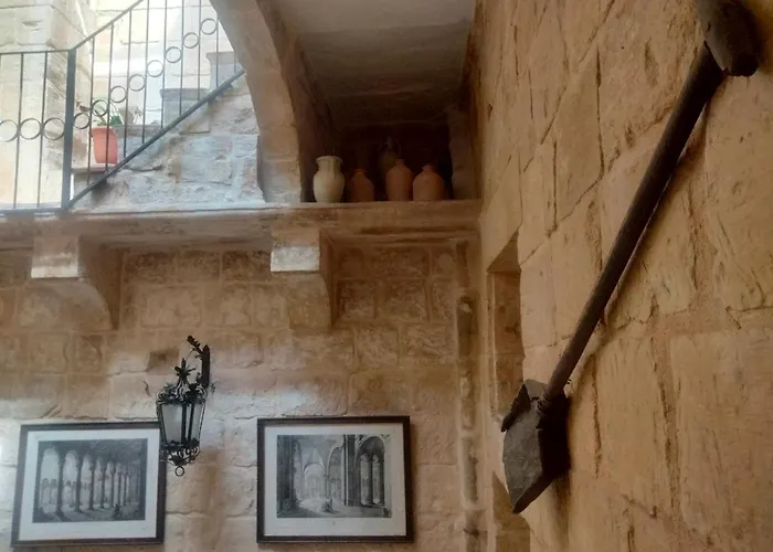 Charming 17th Cent House Of Character In The Famous 3 Cities, Right Next To Valletta