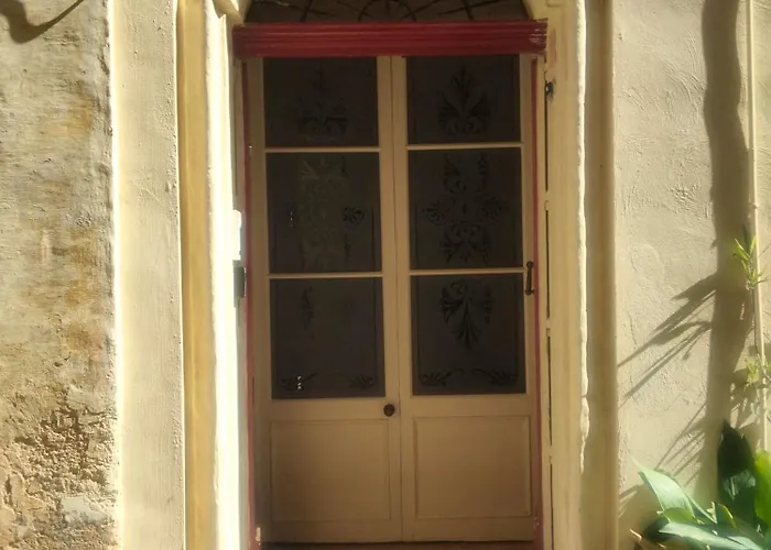 Charming 17th Cent House Of Character In The Famous 3 Cities, Right Next To Valletta