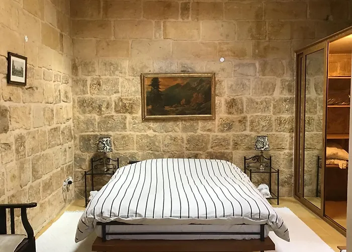 Charming 17th Cent House Of Character In The Famous 3 Cities, Right Next To Valletta Cospicua